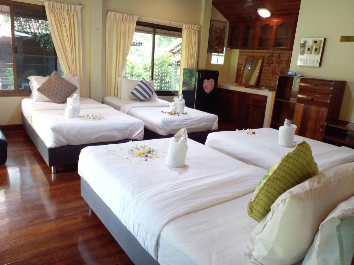 Baansuanleelawadee Resort Amphawa Exterior foto