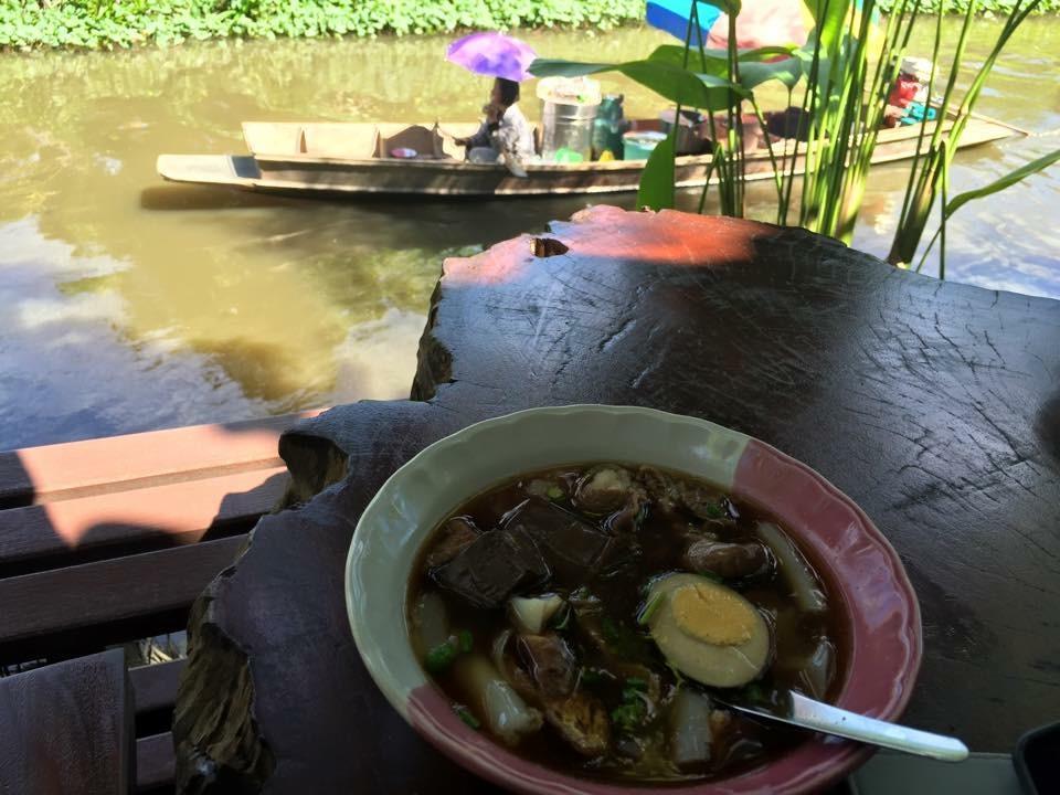 Baansuanleelawadee Resort Amphawa Exterior foto